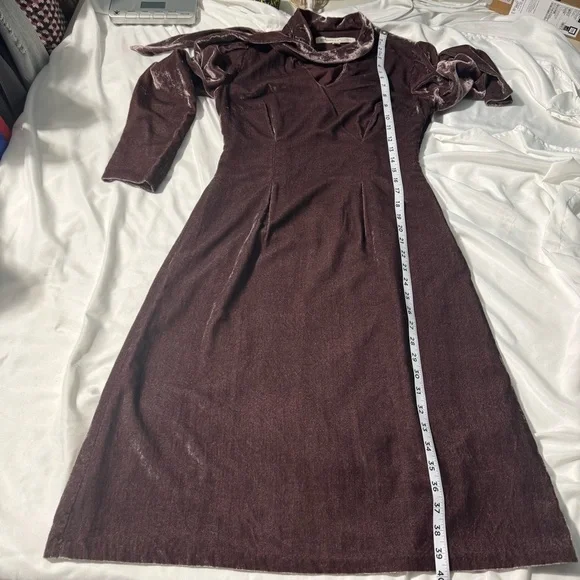 Banana Republic x Olivia Palermo Velvet Dress |Size 4P Romantic Vintage-Inspired - Picture 12 of 13